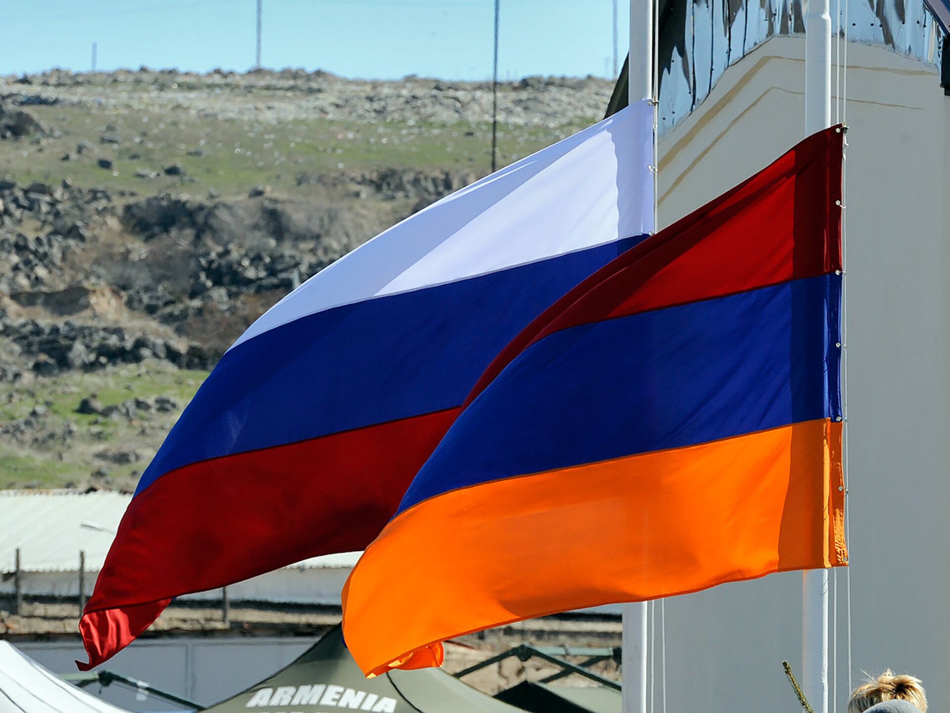 Rusya&#8217;dan Ermenistan&#8217;a nota