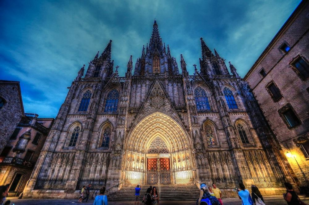 Catedral De Barcelona | Nomatto