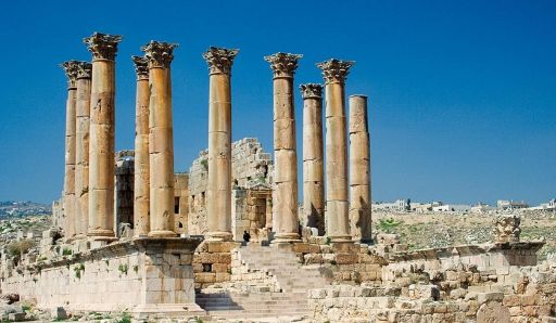 Efes Çevresi Tarihi Yerler